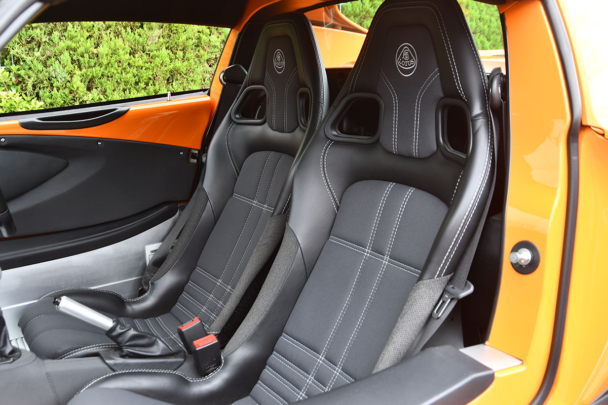 LOTUS ELISE　EXIGE 中古車